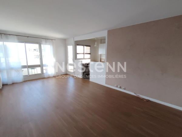 A VENDRE BEAU 3 PIECES DE 70,45 M² EN DERNIER ETAGE AVEC ASCENSEUR