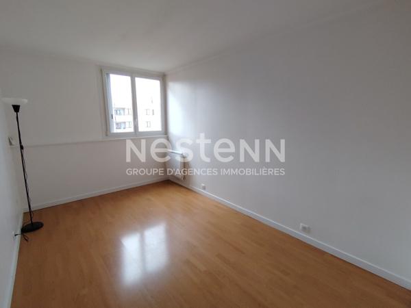 A VENDRE BEAU 3 PIECES DE 70,45 M² EN DERNIER ETAGE AVEC ASCENSEUR