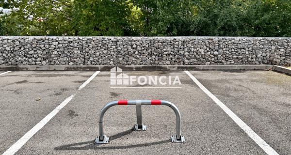 À vendre Parking 12.38 m² - Louveciennes 78430