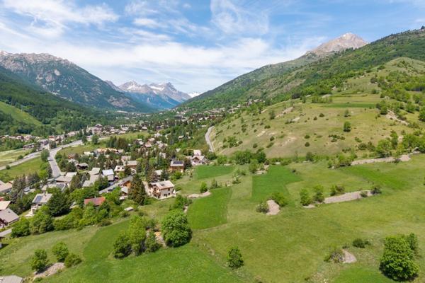 Propriété à fort potentiel avec vue panoramique