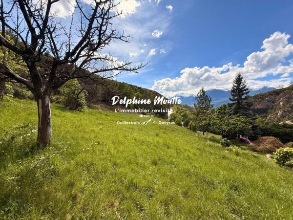 Terrain de  1296 m2 constructible