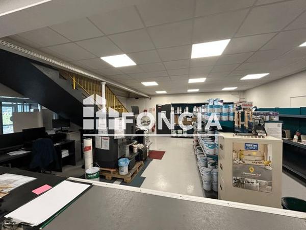 Location Local commercial 4 pièces 910 m² - 10 RUE FRANCOIS ARAGO - ZI VOIE 2 Sotteville Les Rouen 76300