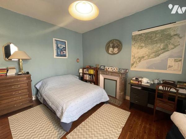 LA FERTE MACE, maison bourgeoise 10 pièces avec jardin et garage