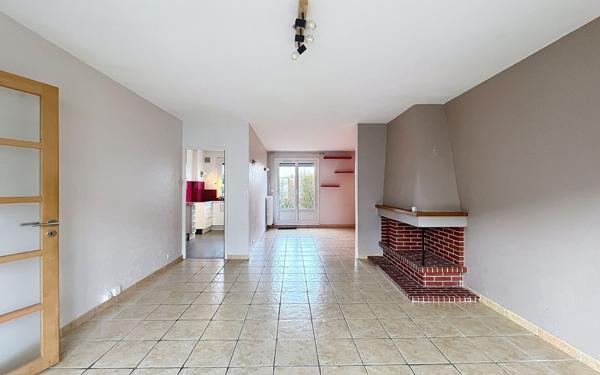 Maison à louer    4 pièces • 90 m2 Petit-Couronne
