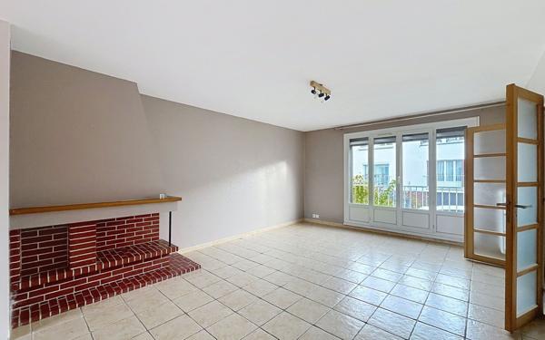 Maison à louer    4 pièces • 90 m2 Petit-Couronne