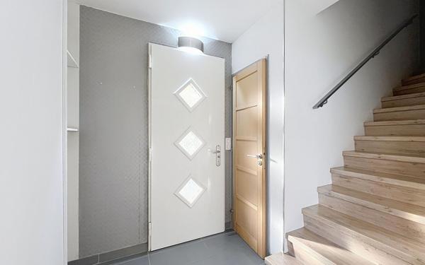 Maison à louer    4 pièces • 90 m2 Petit-Couronne