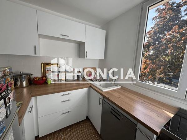 Location Appartement 2 pièces 43.4 m² - 20 RUE EMMANUEL SARTY Clamart 92140