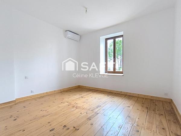 PROPRIETE RENOVEE - 148M2 -TERRAIN 9800M² - CAVE ET DEPENDANCES