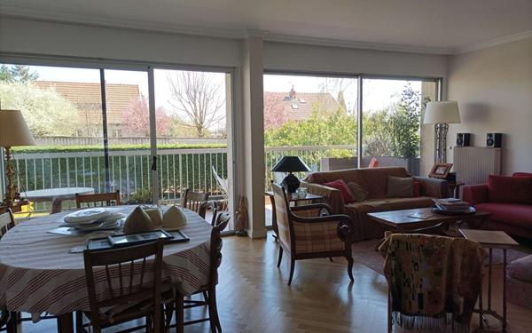 Appartement à louer    3 pièces • 109,29 m2 Sainte-Foy-lès-Lyon