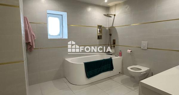 À vendre Maison 9 pièces 240 m² - Eaubonne 95600
