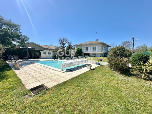 Grande maison familiale de 170 m² sur une parcelle de 1 000 m² - Audenge