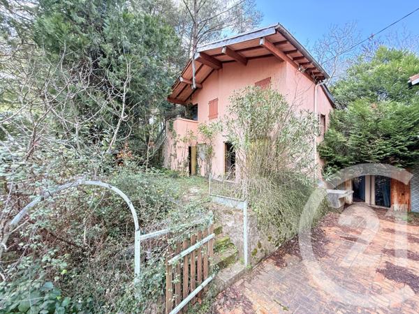 Maison à vendre  11 pièces - 220 m2 VALS LES BAINS - 07