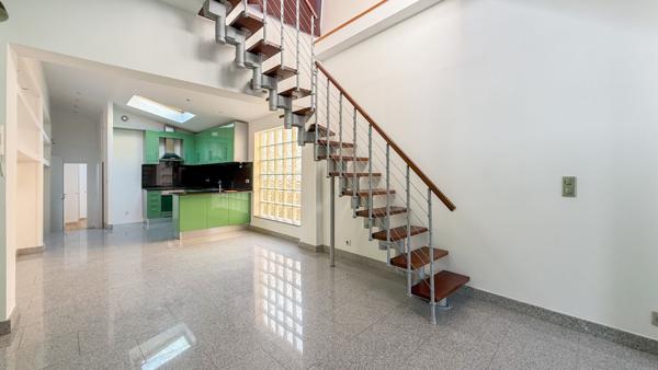 Loft Nanterre 3 pièce(s) 85 m2