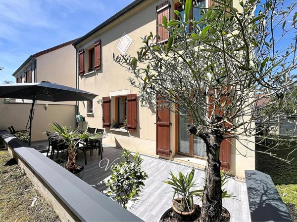 Maison familiale récente, lumineuse, prête à vivre