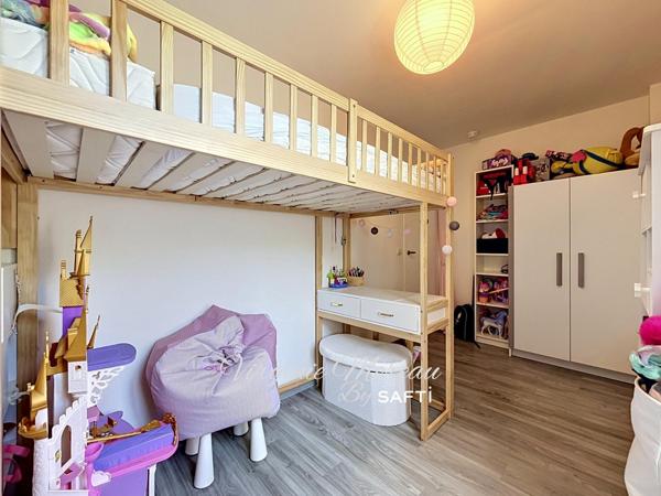 Maison familiale récente, lumineuse, prête à vivre