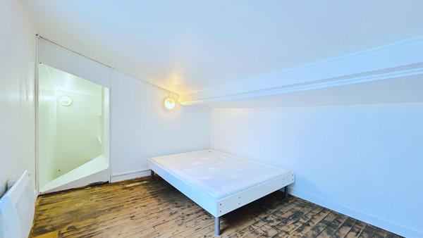 A VENDRE APPARTEMENT "TYPE LOFT" DE TYPE 3 - SECTEUR BORDEUX CAPUCINS / NANSOUTY , Bordeaux A VENDRE APPARTEMENT "TYPE LOFT" DE TYPE 3 - SECTEUR BORDEUX CAPUCINS / NANSOUTY , Bordeaux
