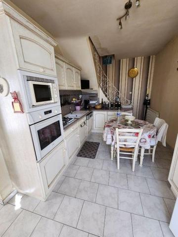 Maison à vendre à La Flèche dans la Sarthe (72200), ref : 1250