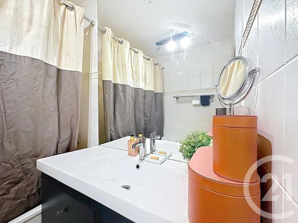 Maison à vendre  4 pièces - 99,69 m 2   THIAIS  - 94