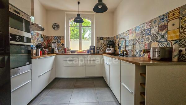 Propriété à vendre 10 pièces sur terrain clos de murs en pierre MORIGNY CHAMPIGNY (91)