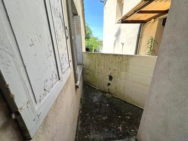 Maison à rénover au cœur de Montmorillon