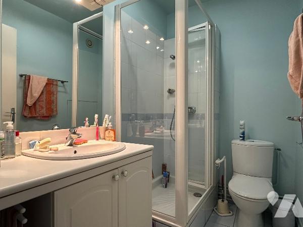 APPARTEMENT T4 AVEC 2 PARKINGS ET CAVE — ROUEN — 169 000 €