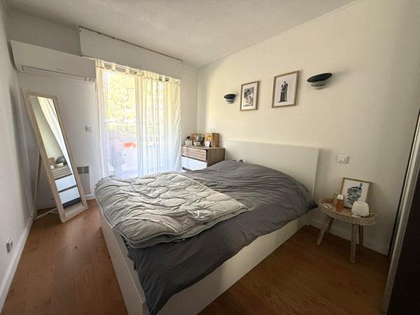 Appartement Nice Corniche Fleurie 3 pièces 65 m2 terrasse vue mer, garage