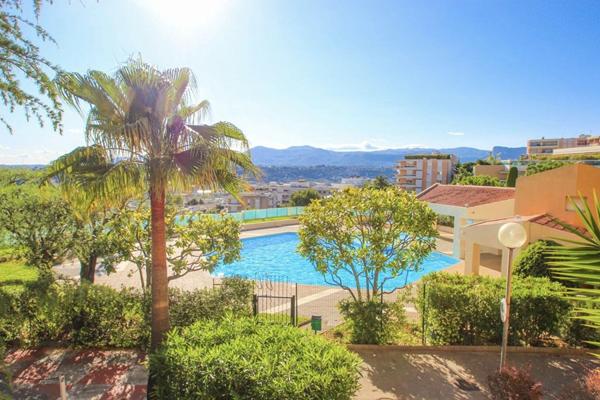 Appartement Nice Corniche Fleurie 3 pièces 65 m2 terrasse vue mer, garage