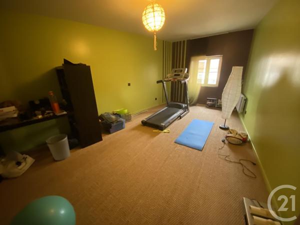 Immeuble à vendre  300 m 2   MARANS  - 17