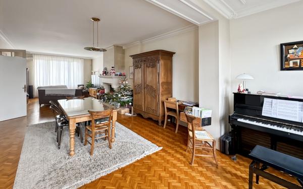 Maison à vendre    6 pièces • 160 m2 Périgueux