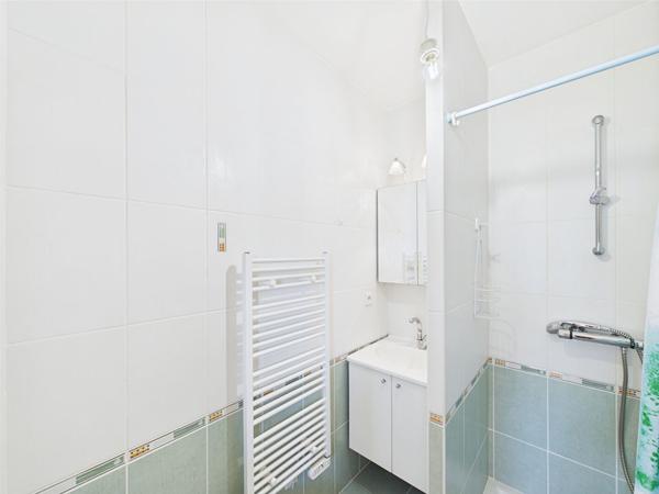 MAISON ATYPIQUE CLIMATISEE DE 203M² SUR PARCELLE DE 870M² SITUEE A LIVRON SUR DRÔME 26250