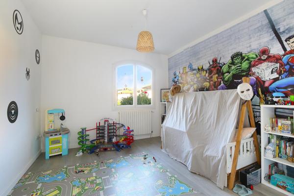 VillaT4 traditionnelle avec charmant jardin