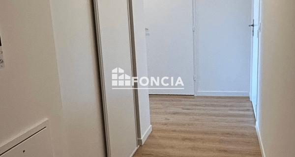 Location Appartement 3 pièces 67.65 m² - Gargenville 78440