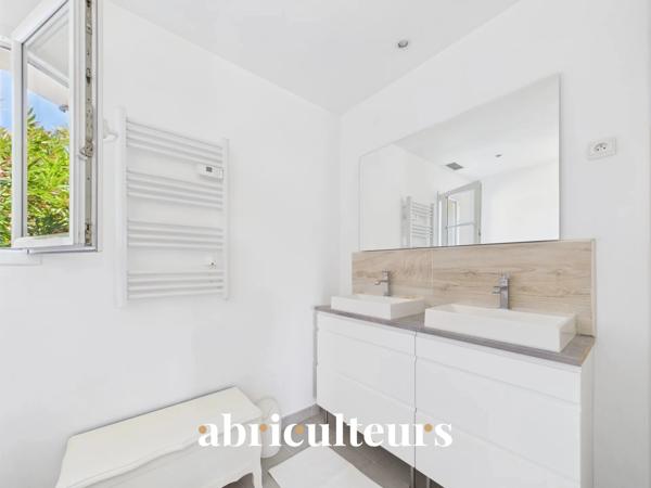 Maison charmante de 71m2 dans hameau paisible en vente à Le Grand-Village-Plage (17370)