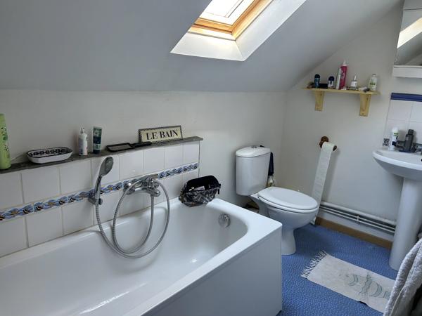 Charmante petite maison avec piscine
