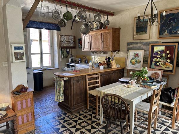 Charmante petite maison avec piscine