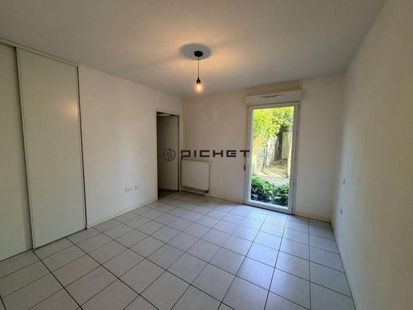 Appartement 2 pièces 41 m² SAINT JEAN D ILLAC - 33127