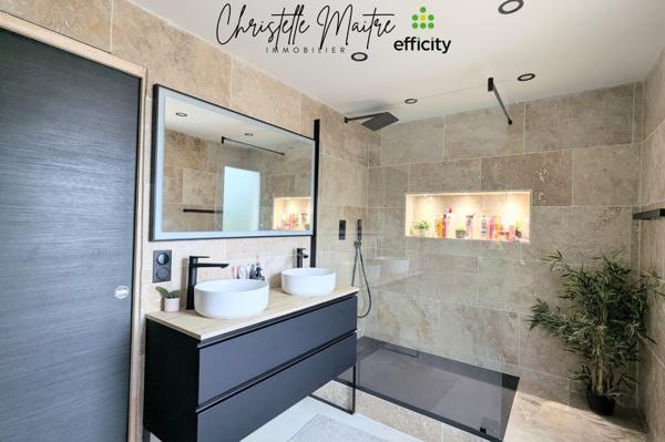 Maison 5 pièces - 125 m² Exclusivité efficity