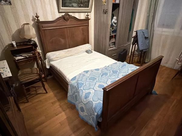 Pavillon indépendant au bord d'un ruisseau, niché dans un cadre boisé paisible