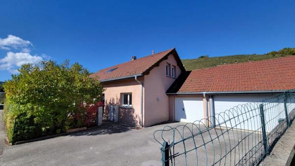 A vendre Maison de 113 m² sur un Terrain de 720 m² à Pontarlier