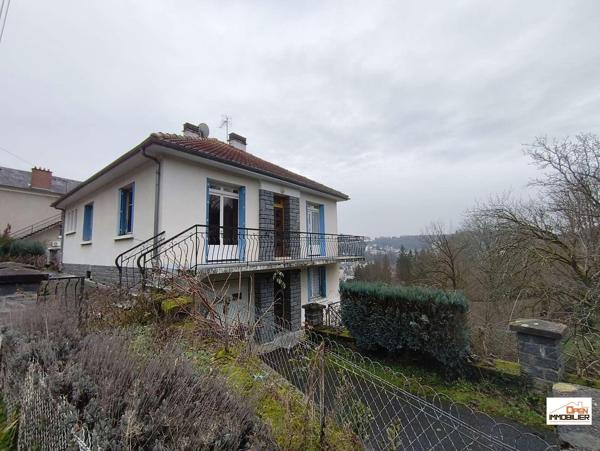 Maison composée d’un T3,T2,T1, garage et jardin
