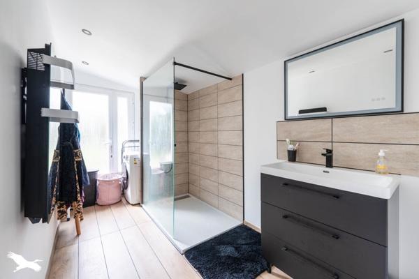 Maison à vendre 276 120 € Cavan 6 p 135 m² DPE C