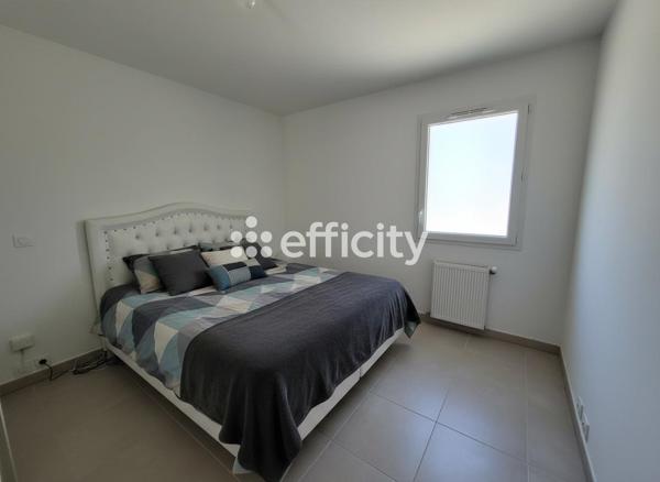 Appartement
         3 pièces
        - 65 m² 336 000 € *