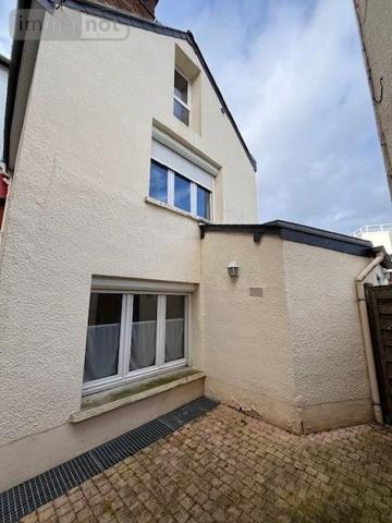 Maison à vendre à Rennes en Ille-et-Vilaine (35000), ref : 007/2609EL RENNES-SACRES COEUR