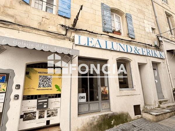 Location Local commercial 8 pièces 100 m² - 1 RUE REATTU Arles 13200