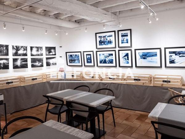 Location Local commercial 8 pièces 100 m² - 1 RUE REATTU Arles 13200