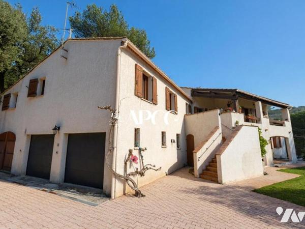 PIEGON – VILLA AVEC PISCINE GARAGE ET DEPENDANCES