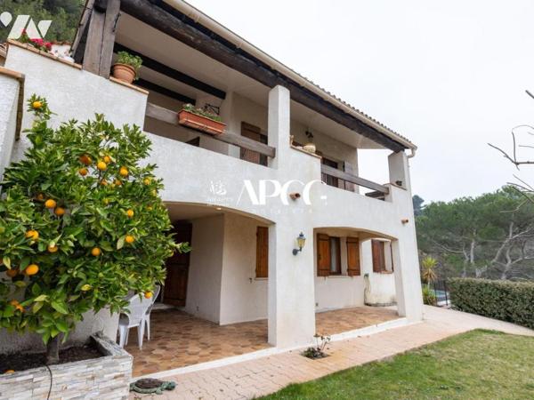 PIEGON – VILLA AVEC PISCINE GARAGE ET DEPENDANCES