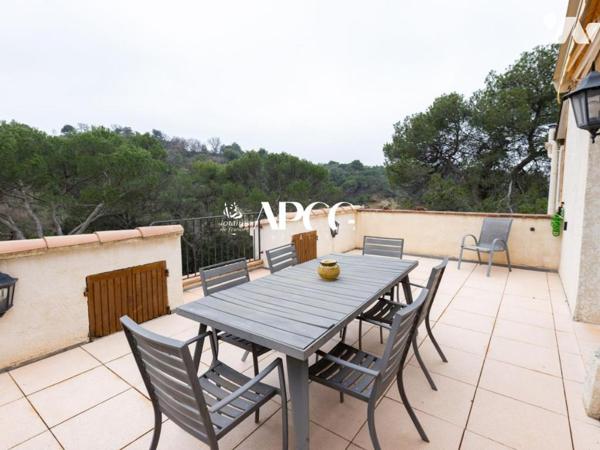 PIEGON – VILLA AVEC PISCINE GARAGE ET DEPENDANCES