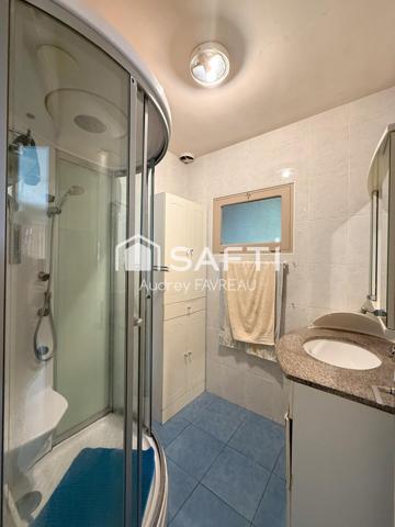 Maison PP, 118m2, 3 ch, 2261m2 terrain, 4 garages