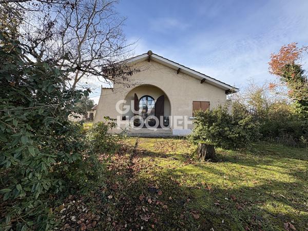 MAISON PLAIN-PIED NON MITYENNE T6 + GARAGE + DEPENDANCE + JARDIN